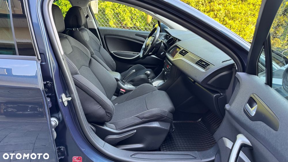 Citroën C5 HDi 135 Exclusive - 27