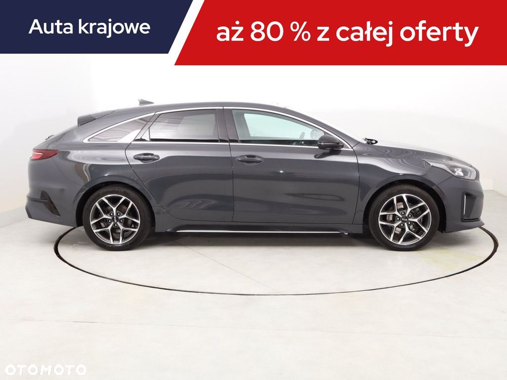 Kia ProCeed - 8