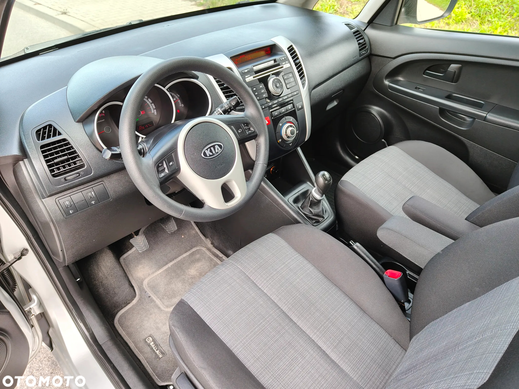 Kia Venga 1.4 L - 12