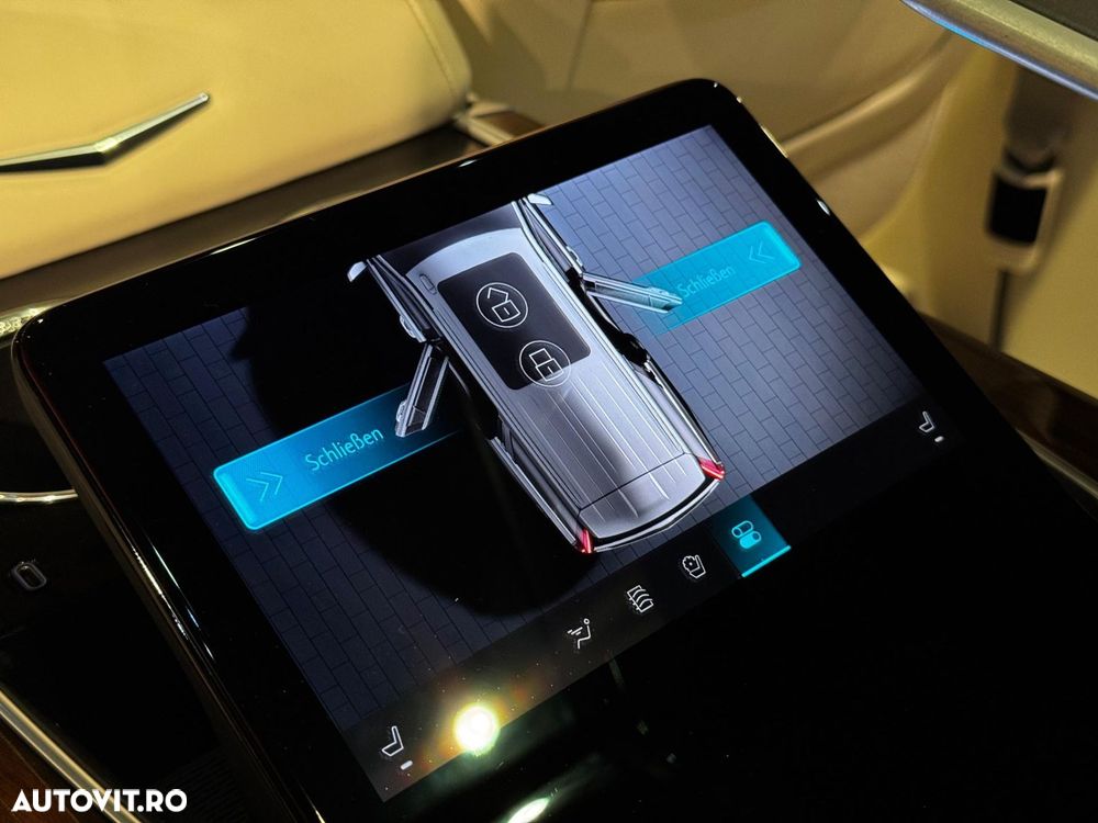 Cadillac Escalade - 19