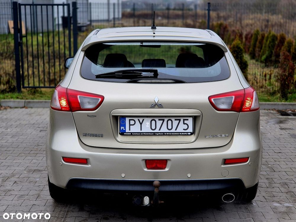 Mitsubishi Lancer - 7