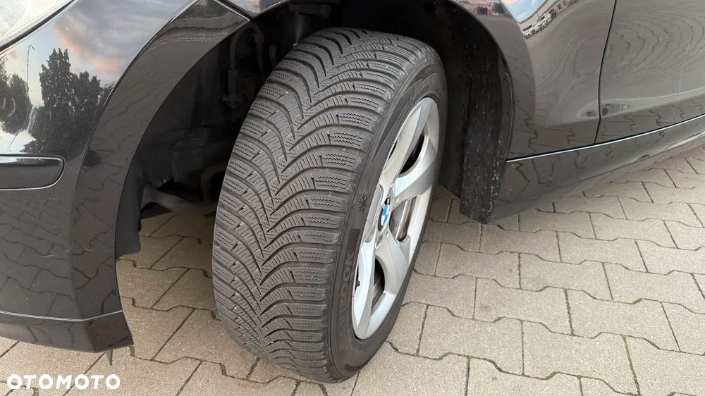 BMW Seria 1 - 21