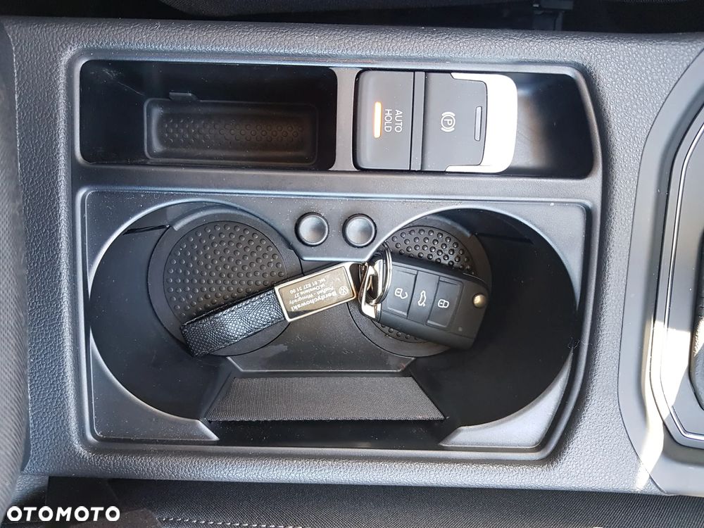 Volkswagen Touran 1.5 TSI EVO Comfortline Plus DSG - 25
