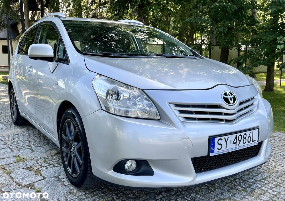 Toyota Verso - 1