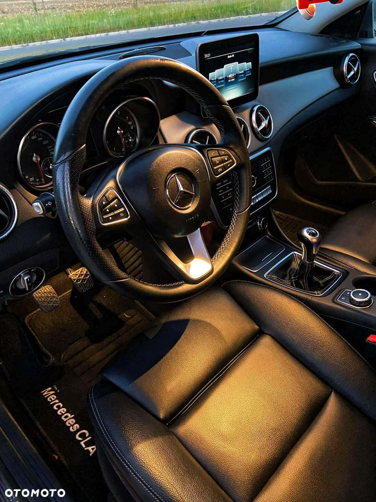 Mercedes-Benz CLA 200 - 3