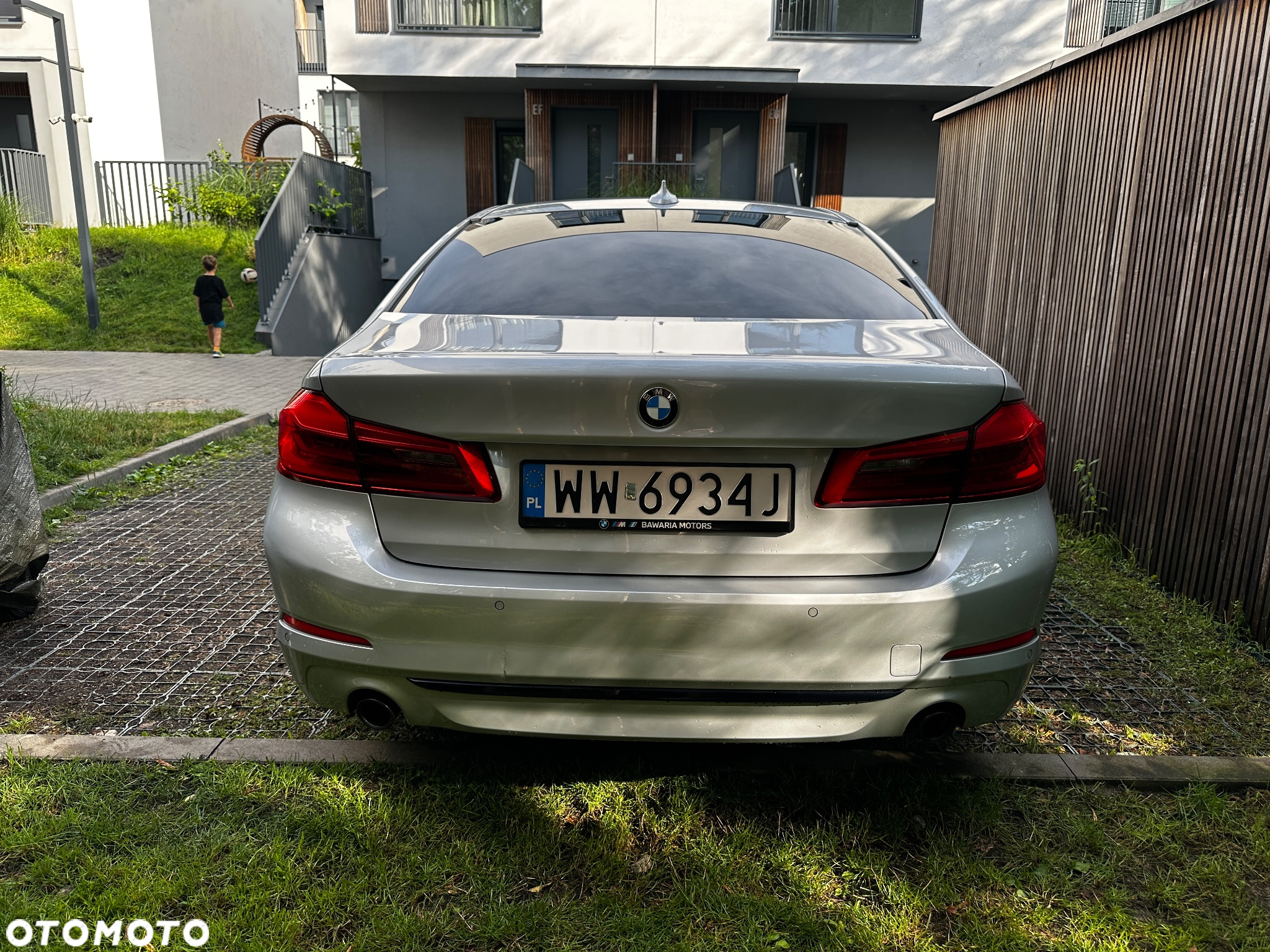 BMW Seria 5 520d Sport Line - 14