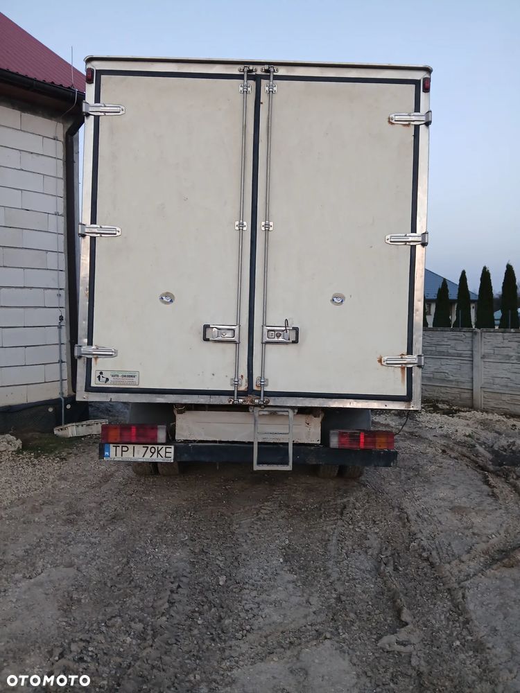 Mercedes-Benz 616 - 3