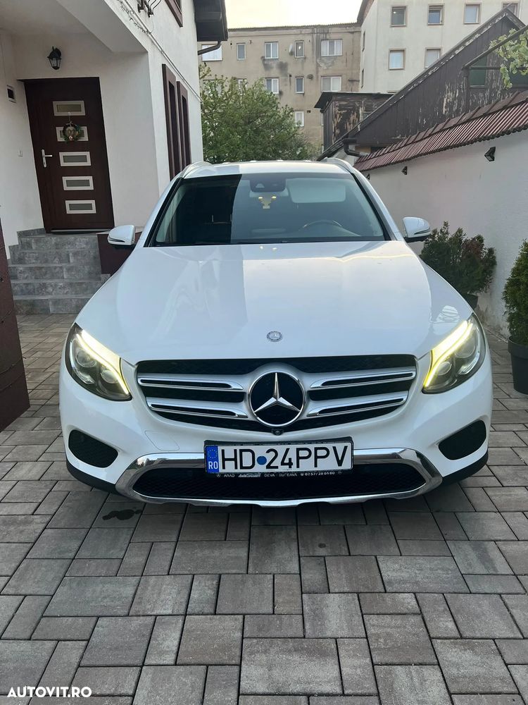 Mercedes-Benz GLC - 1