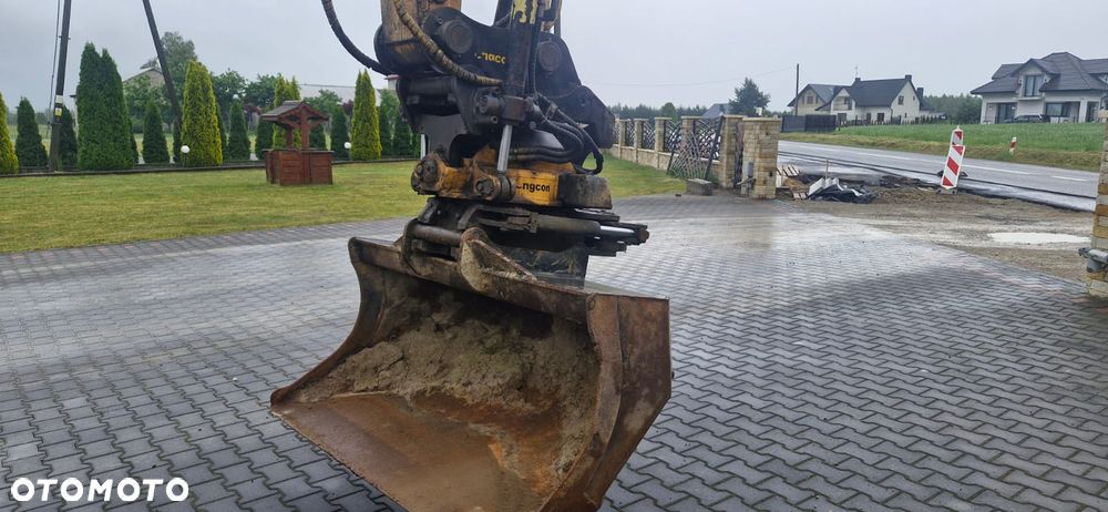 Case WX125/ Rototilit Engcon/ Maszyna sprowadzona/ - 19