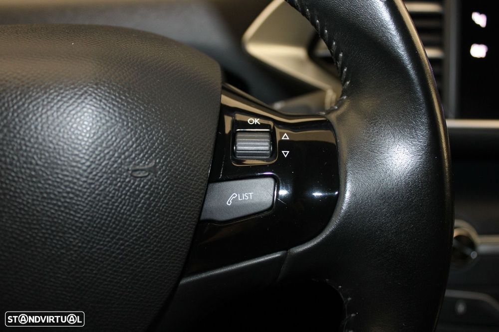 Peugeot 308 1.2 PureTech Style - 10