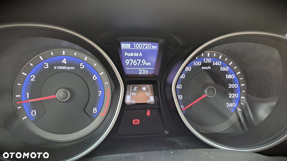 Hyundai i30 1.6 GDI Premium - 23