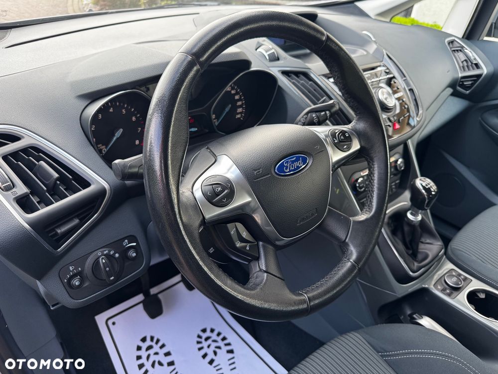 Ford C-MAX - 17