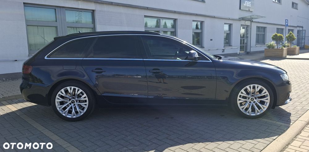 Audi A4 Avant - 2