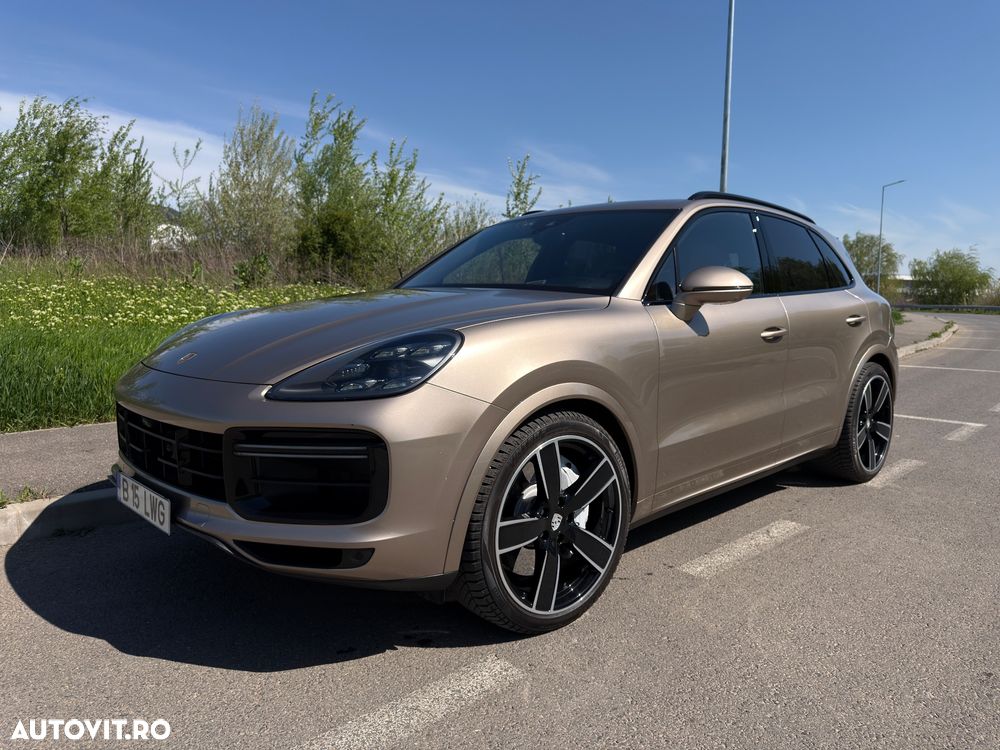Porsche Cayenne Turbo - 28