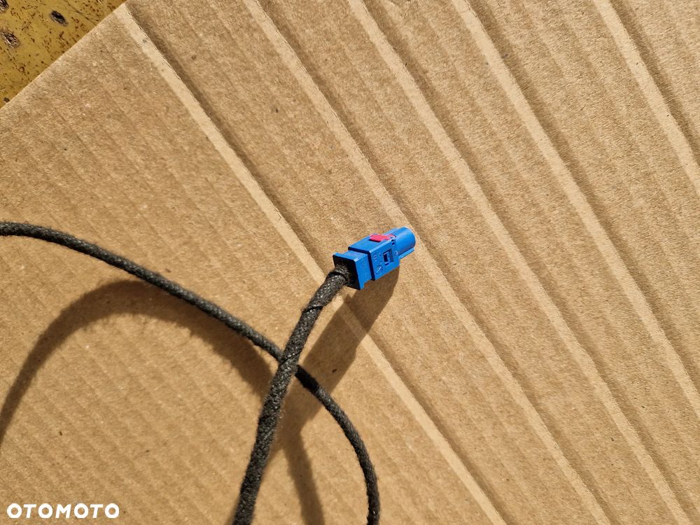 ANTENA DACHOWA AUDI Q7 lift 4L0035503L - 12