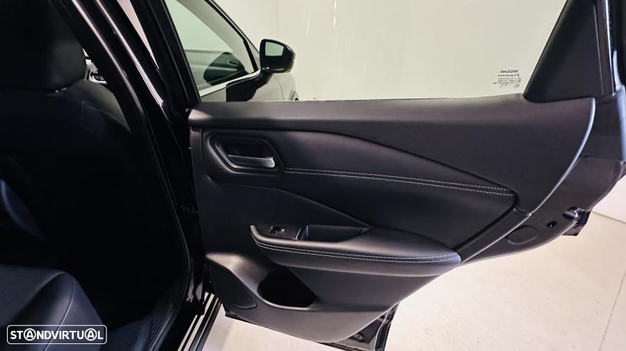 Nissan Qashqai 1.3 DIG-T N-Connecta LED Xtronic - 29