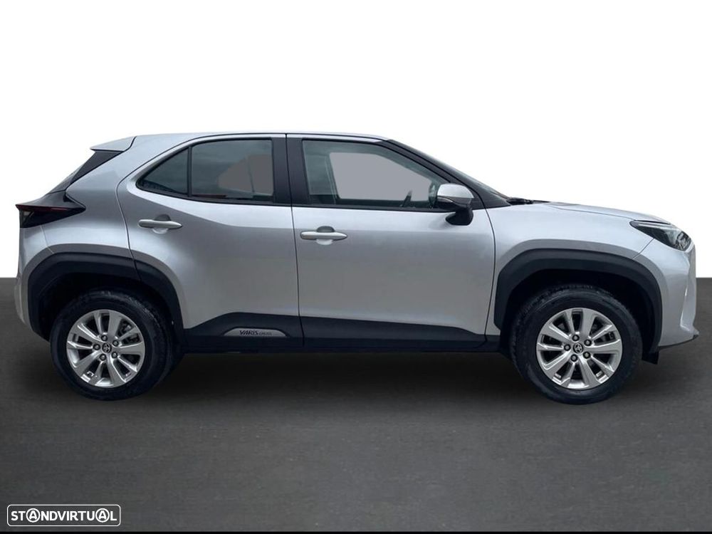 Toyota Yaris Cross 1.5 HDF Comfort Plus - 15