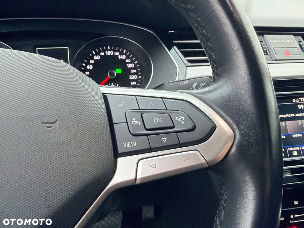 Volkswagen Passat 1.5 TSI EVO Business DSG - 24