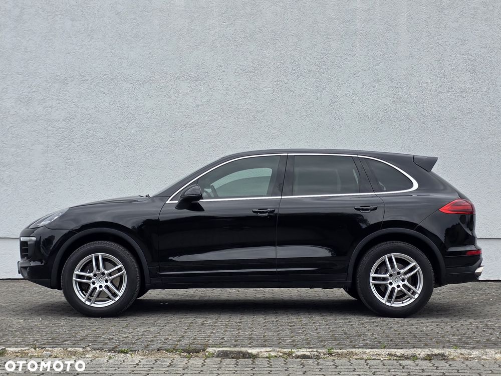 Porsche Cayenne Standard - 9