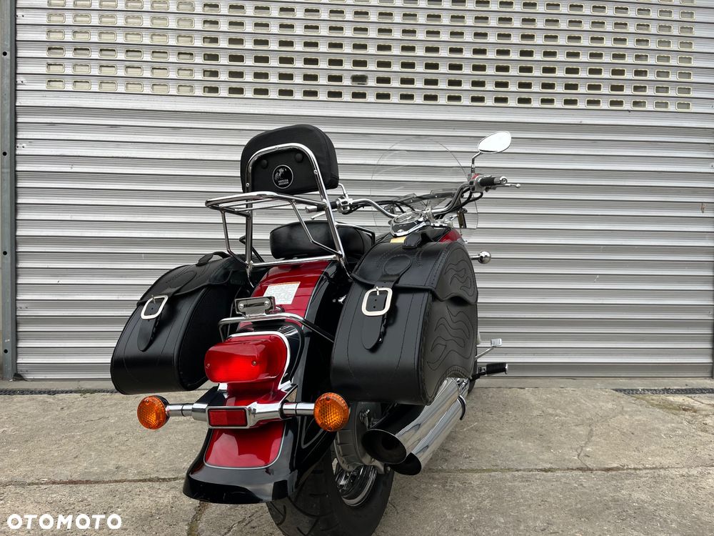 Suzuki VL 800 Volusia - 13