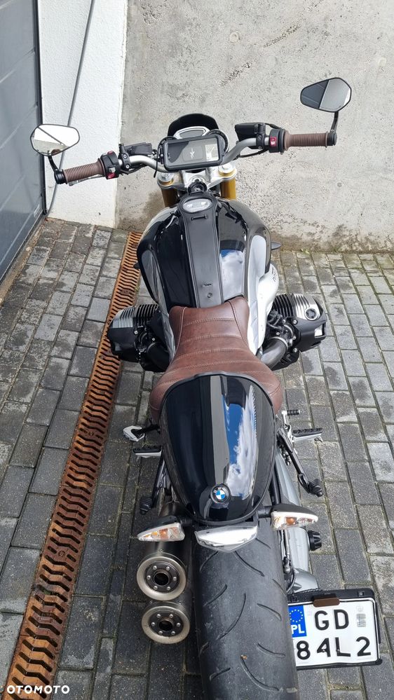 BMW R - 6