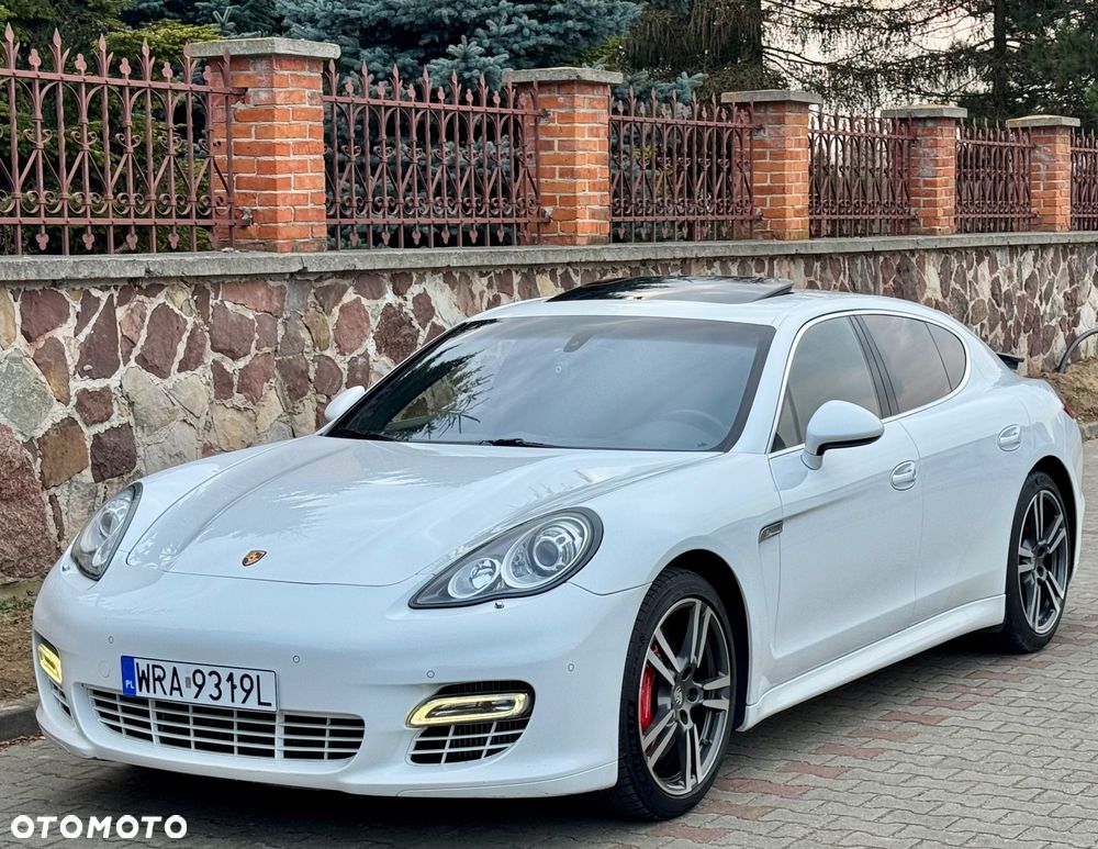 Porsche Panamera - 3