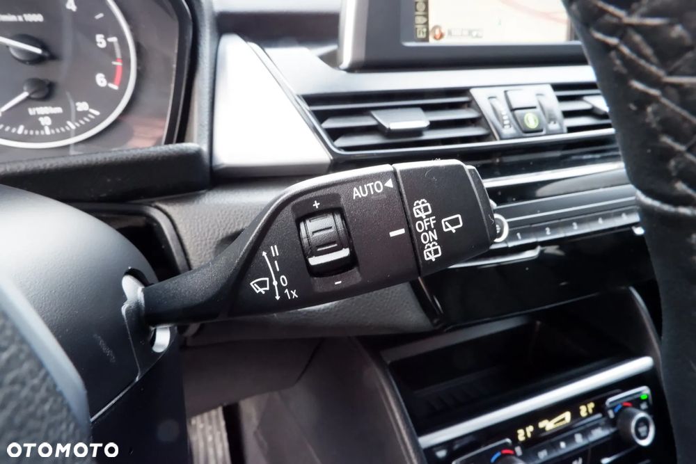 BMW Seria 2 216d Advantage - 17