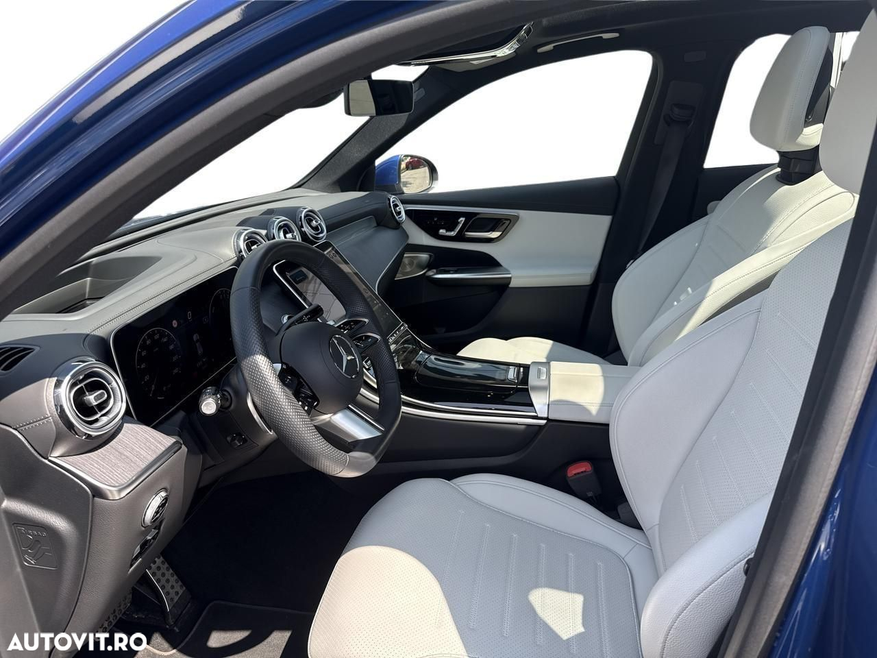 Mercedes-Benz GLC 300 e 4MATIC - 12