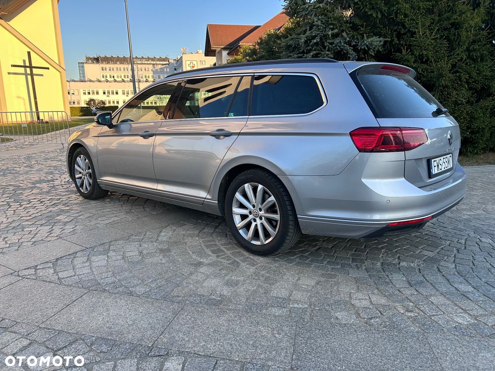 Volkswagen Passat 2.0 TDI SCR DSG Business - 6