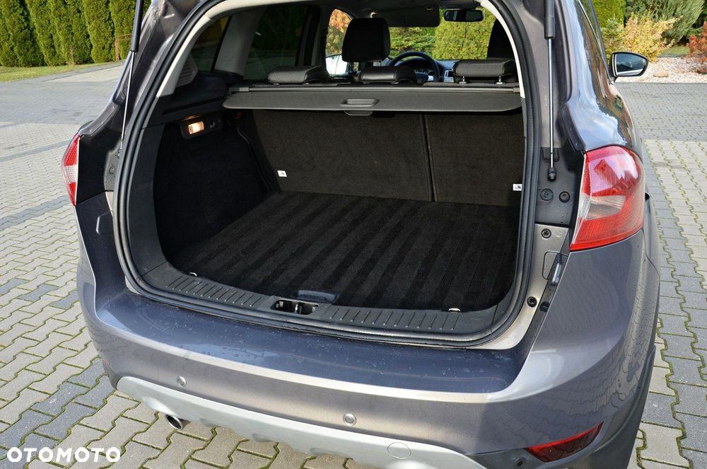 Ford Kuga 2.0 TDCi 2x4 Titanium - 33