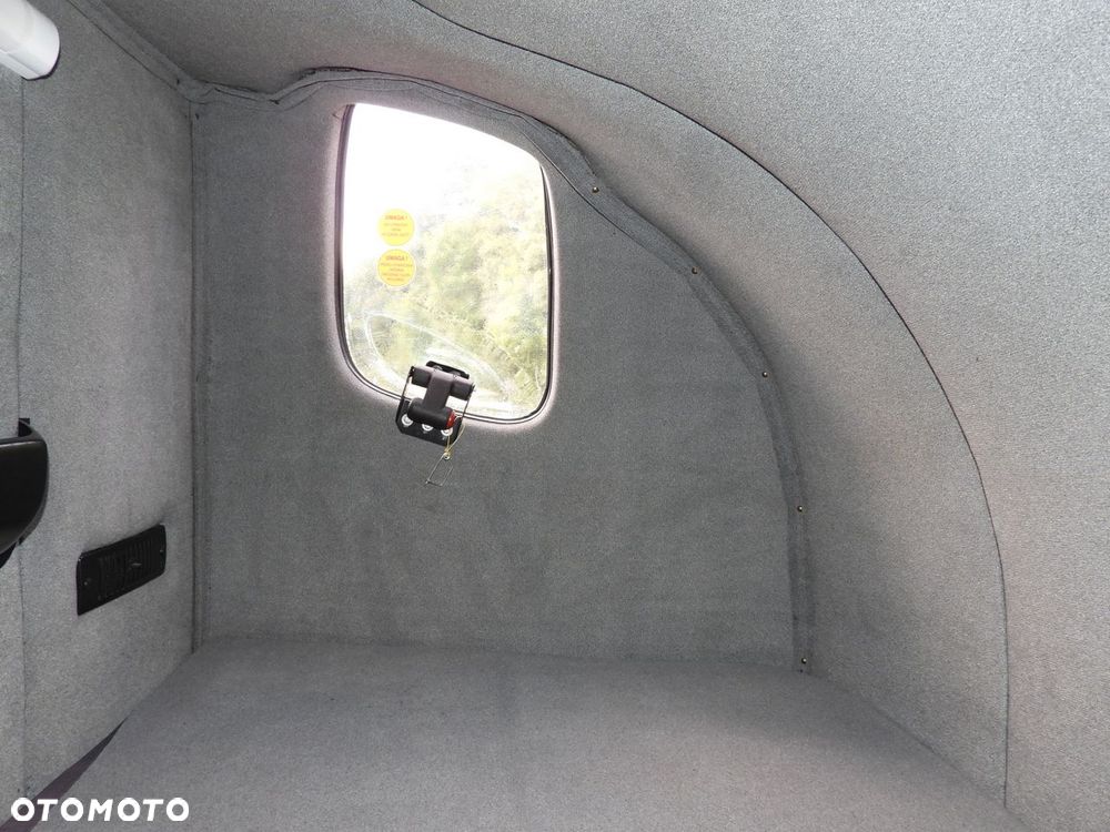 Renault MASTER PLANDEKA 10 PALET WEBASTO TEMPOMAT LEDY KLIMATYZACJA  165KM - 40