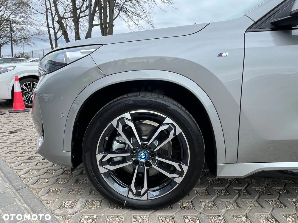 BMW iX1 xDrive30 - 37