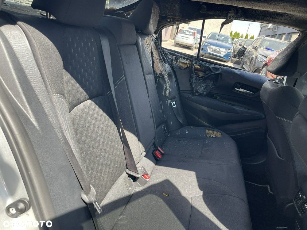 Toyota Corolla 1.8 Hybrid Comfort - 10
