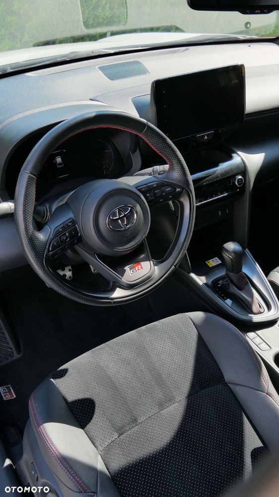 Toyota Yaris Cross - 13