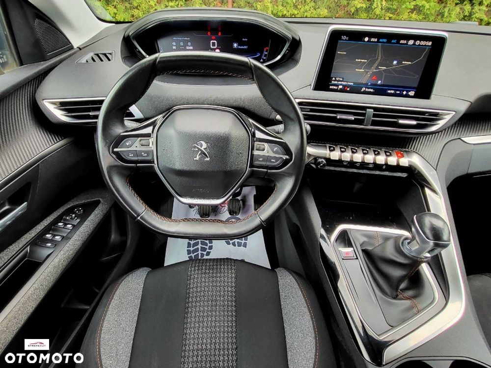 Peugeot 5008 - 29