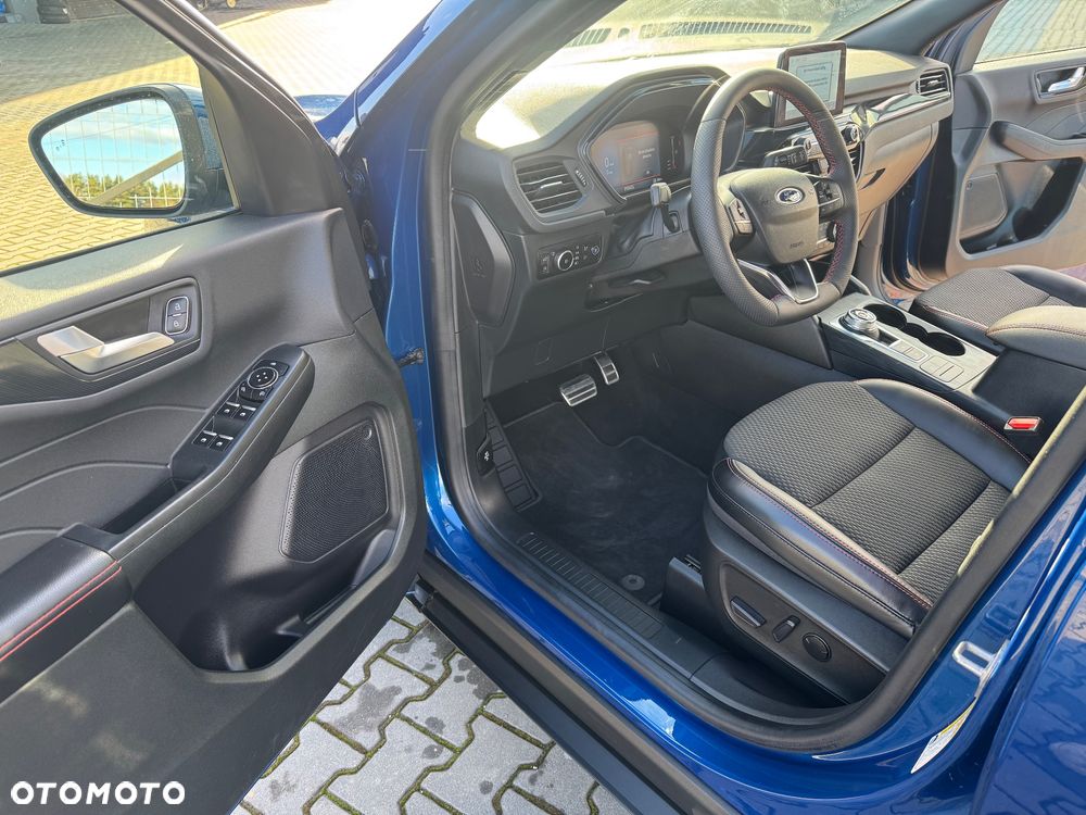 Ford Kuga 2.5 Duratec FHEV 4x4 ST-LINE - 21