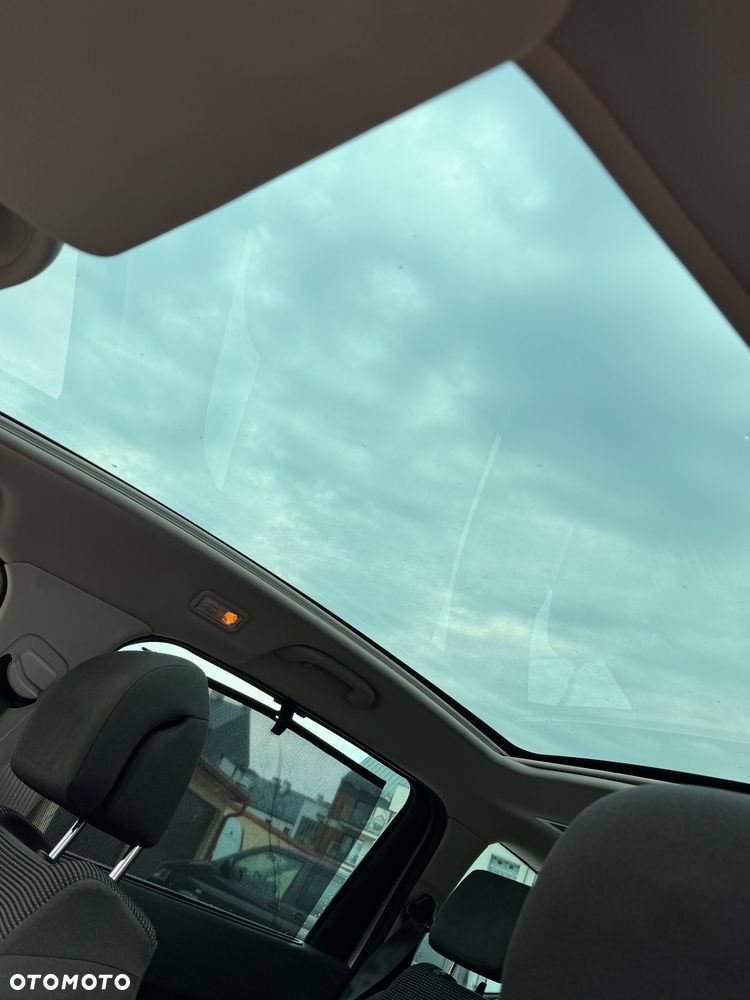 Peugeot 5008 1.6 HDi Premium - 13