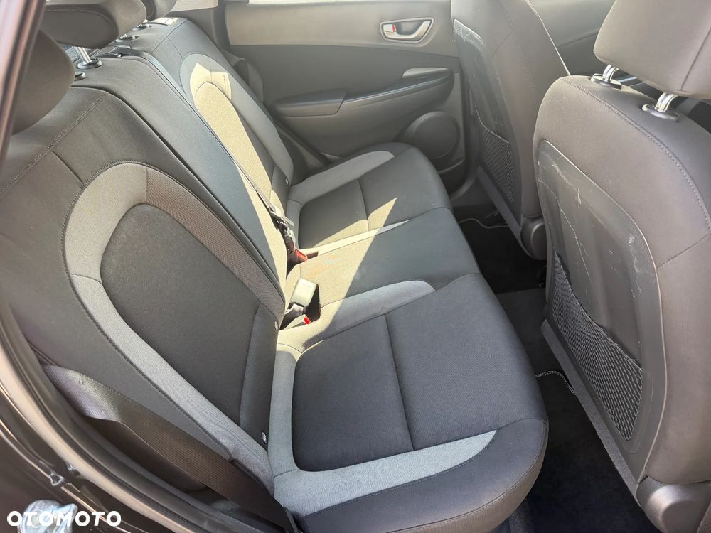 Hyundai Kona - 15