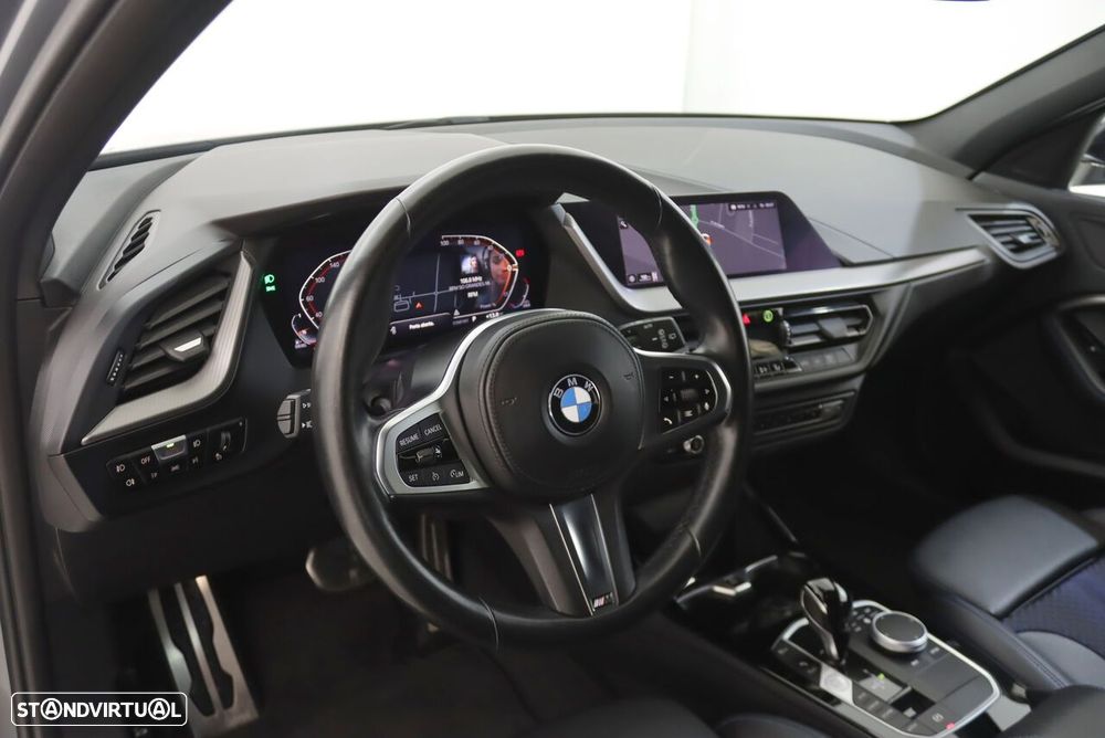 BMW 116 d Pack Desportivo M Auto - 4