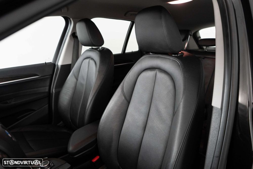 BMW X1 25 e xDrive Line Sport - 10