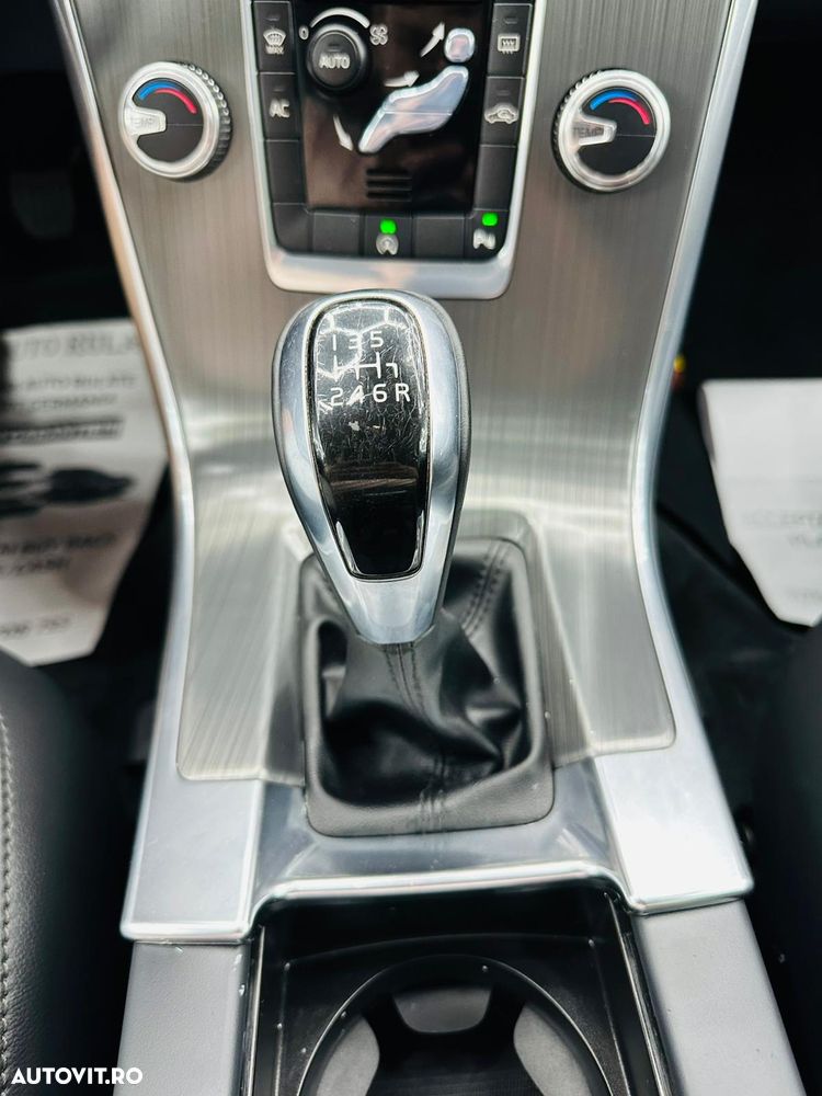 Volvo XC 60 D3 Summum - 25