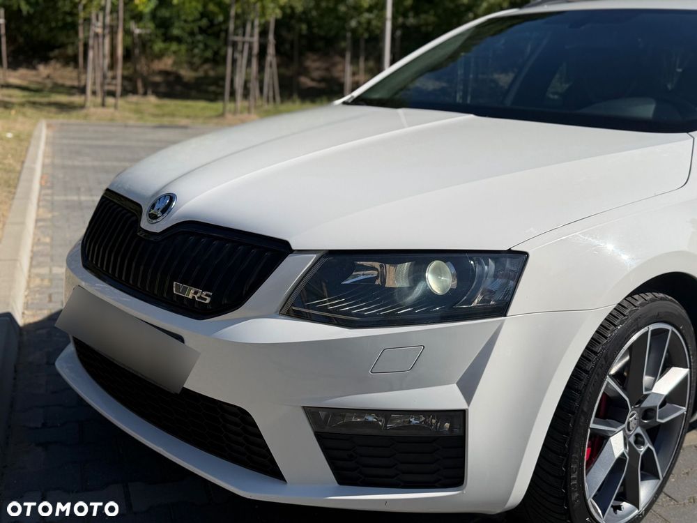 Skoda Octavia 2.0 TDI DSG RS - 15