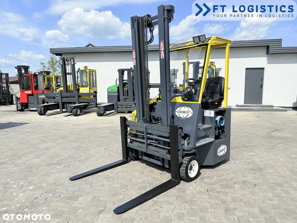 Combilift WÓZEK CZTEROKIERUNKOWY - WIELOKIERUNKOWY | COMBILIFT CB3000 | GAS | DUPLEX 4000MM | POZYCJONER WIDEŁ | PRZESUW WIDEŁ | NOWE OPONY | PO SERWISIE | STAN IDEALNY | Szeroka oferta wózków czterokierunkowych i bocznych, dopasowanych do różnorodnych potrzeb i zastosowań - 4