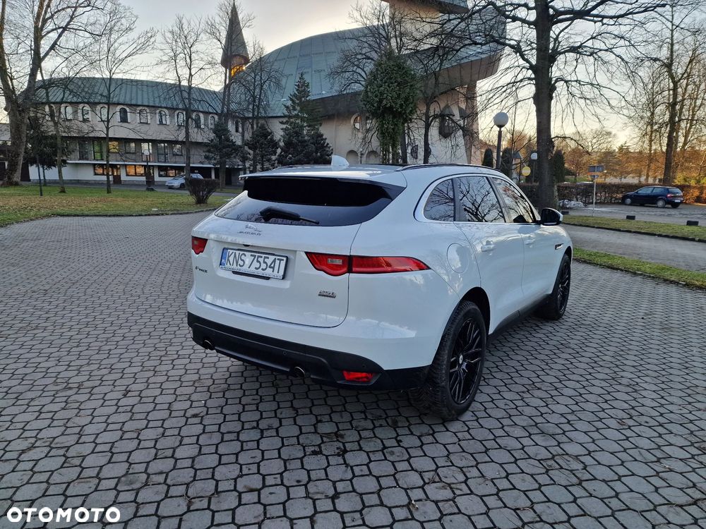 Jaguar F-Pace 2.0 i4P AWD Prestige - 3