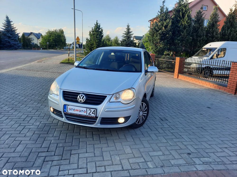 Volkswagen Polo 1.4 16V Comfortline - 4