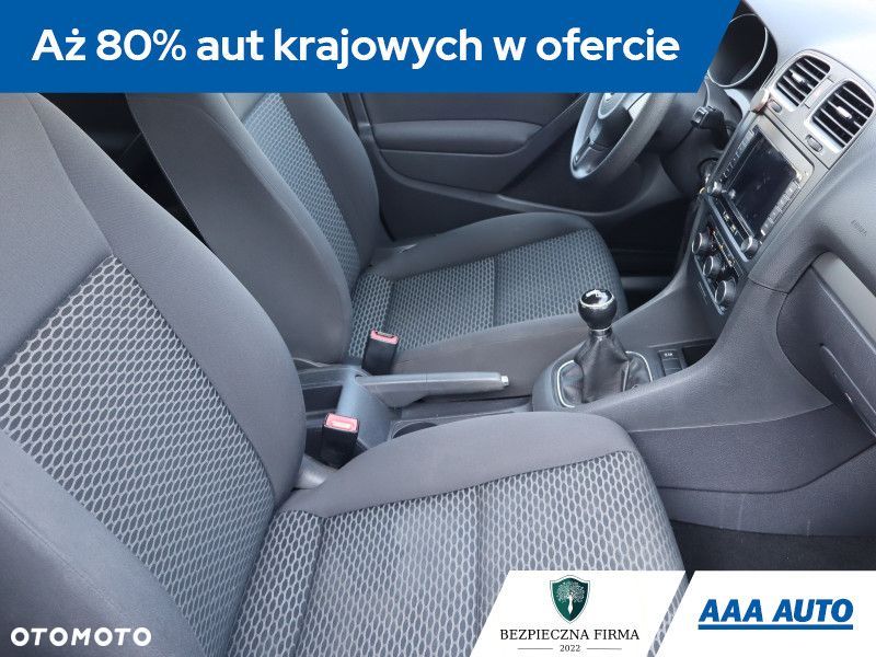 Volkswagen Golf - 11