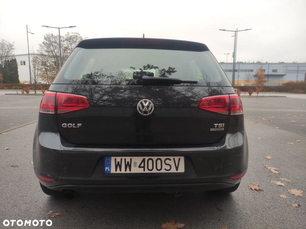 Volkswagen Golf VII 1.2 TSI BMT Comfortline - 12
