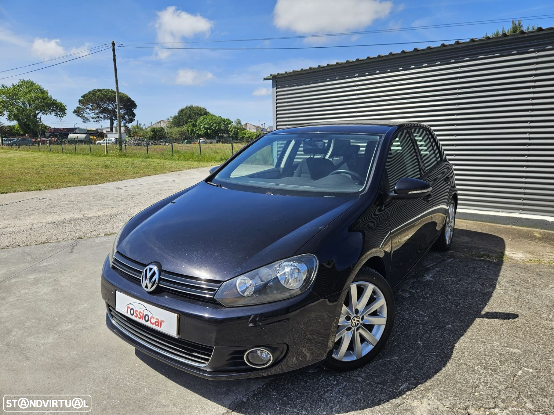 VW Golf 1.6 TDi Highline DSG - 2