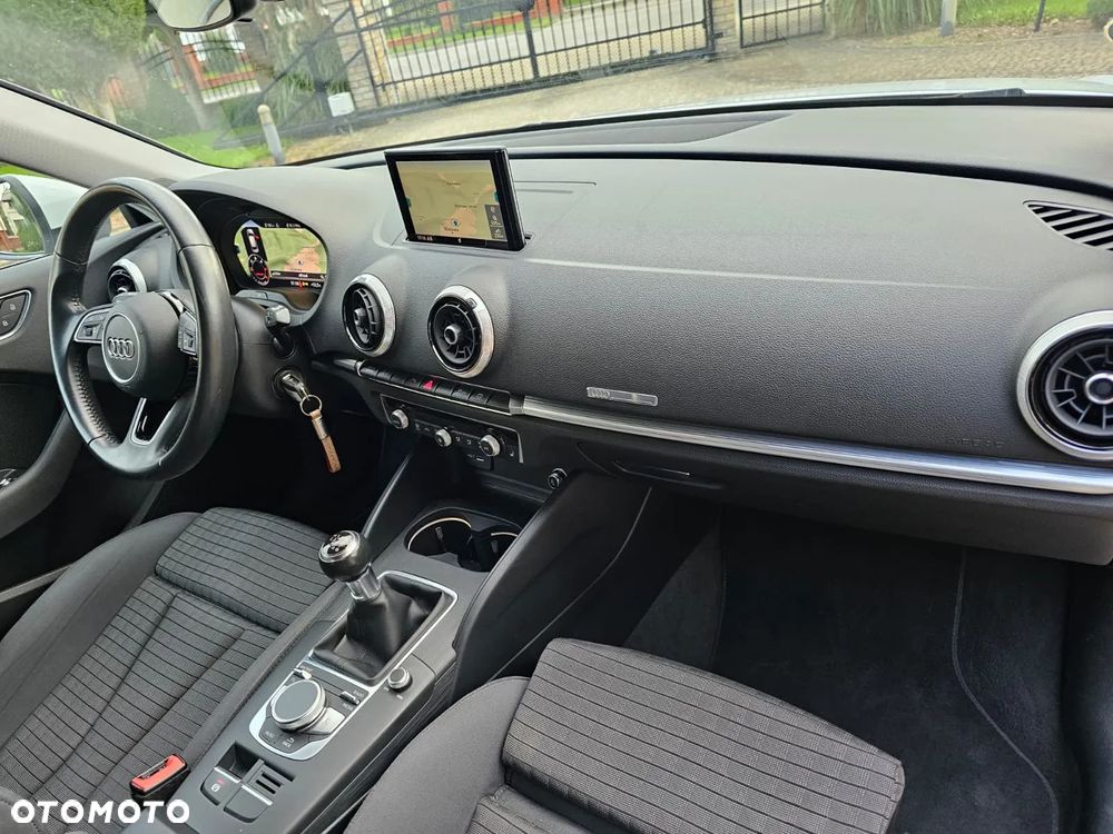 Audi A3 Sportback 2.0 TDI Sport - 33