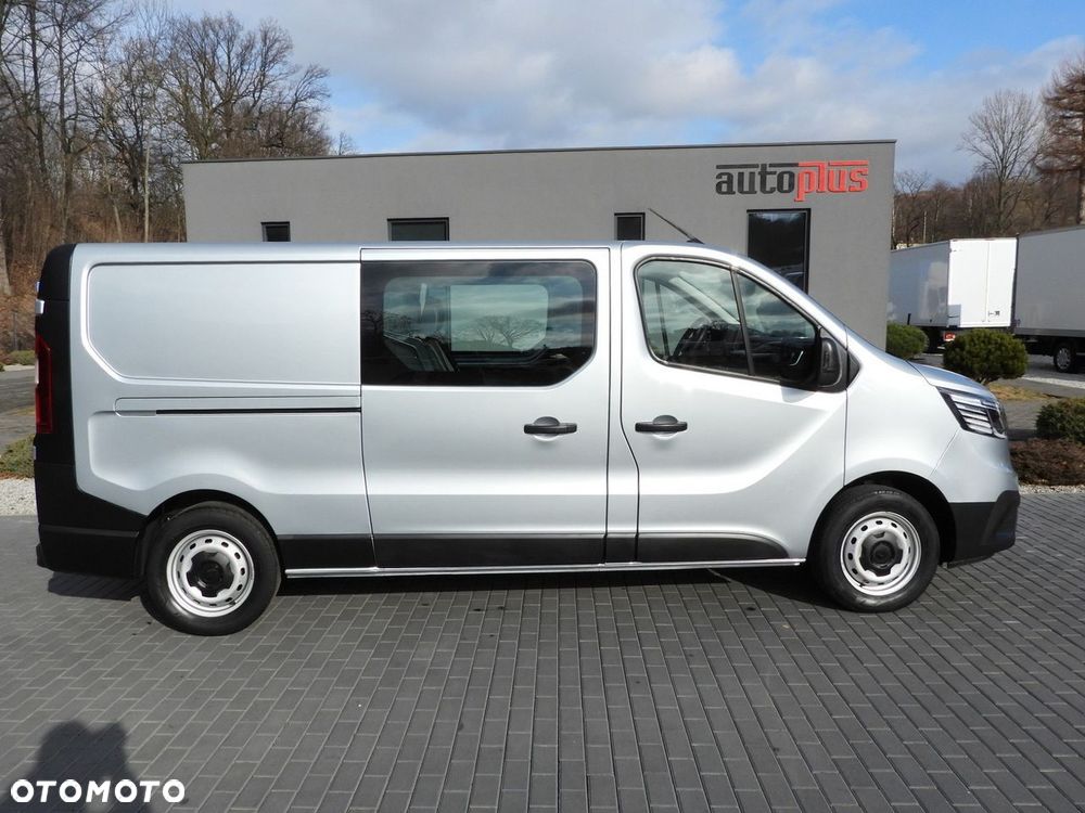 Renault TRAFIC FURGON BRYGADÓWKA 6 MIEJSC TEMPOMAT NAWIGACJA LEDY KLIMATYZACJA  130KM - 8